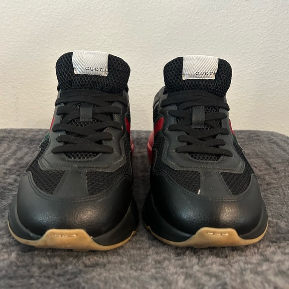 GUCCI - Picture 5 of 5